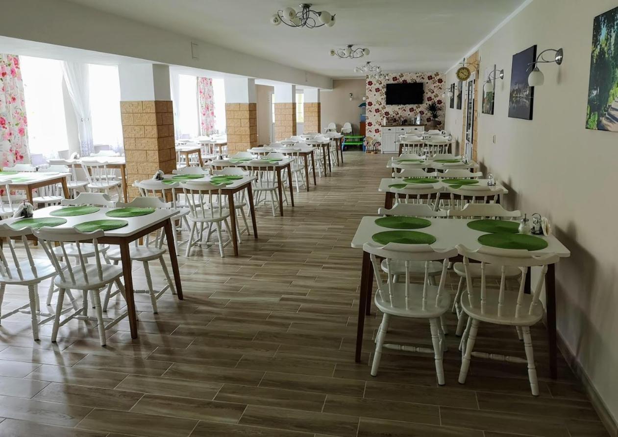 Dom Goscinny Mikołajki Bagian luar foto