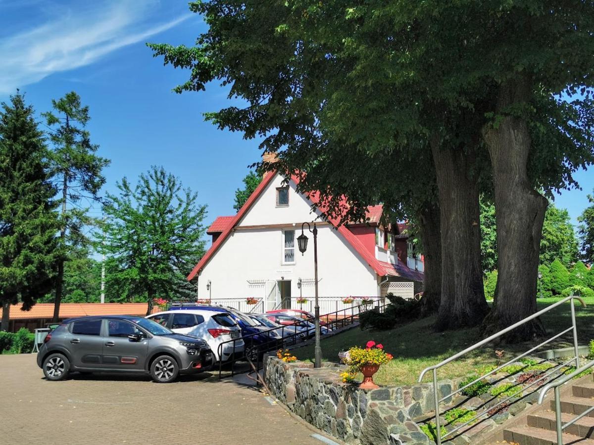 Dom Goscinny Mikołajki Bagian luar foto
