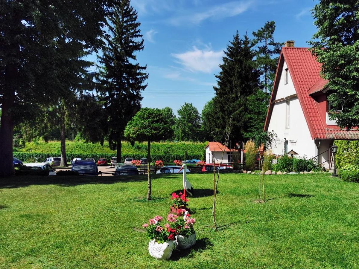 Dom Goscinny Mikołajki Bagian luar foto